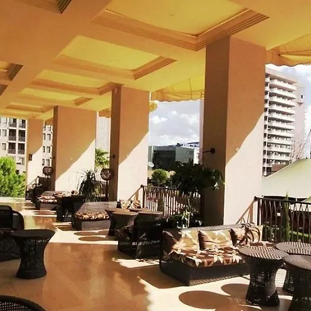 Апартамент Barcelo Royal -